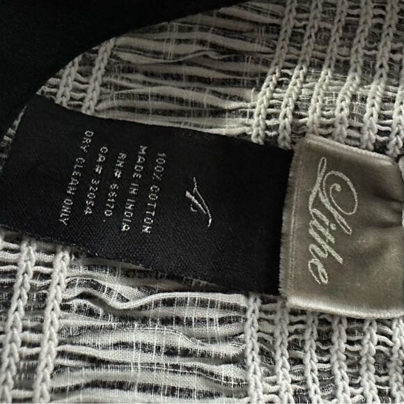 Lithe Fiddlers Song Smocked Embroidered Dress| Size 4 - Picture 8 of 8